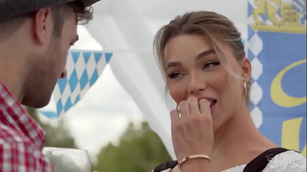 Blonde Teen enjoys herself - pretty