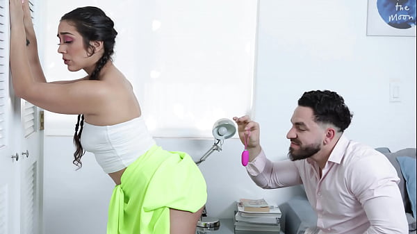 April Fool&rsquo_s Day Fucking with My Stepsis - Famslut