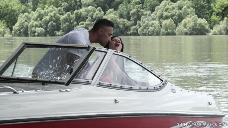 Cassie right, mugur ride my boat [2016 G, anal, blowjob, facial, big dick, babes, black hair, brunette,1080p hd]